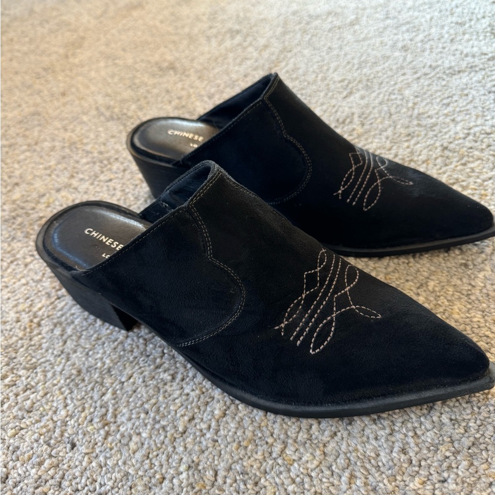 Chinese Laundry Black Mules